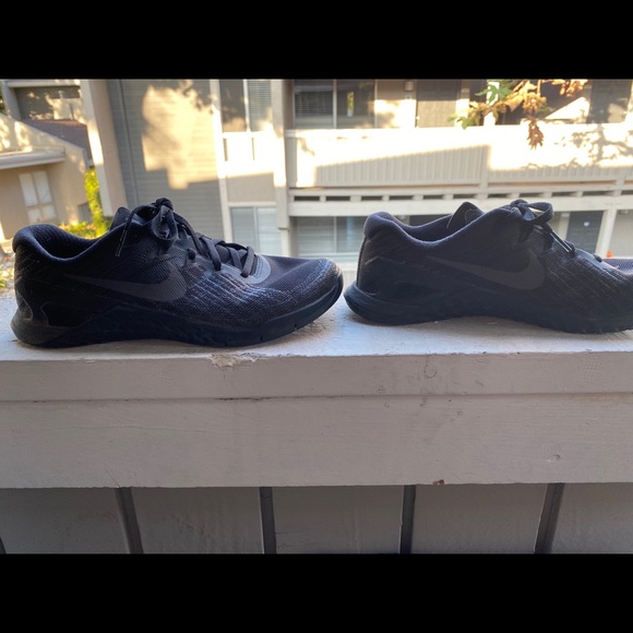 Nike Metcon 3- Triple Black - Picture 2 of 4
